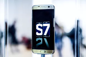 إعادة ضبط المصنع لجهاز Samsung Galaxy S7